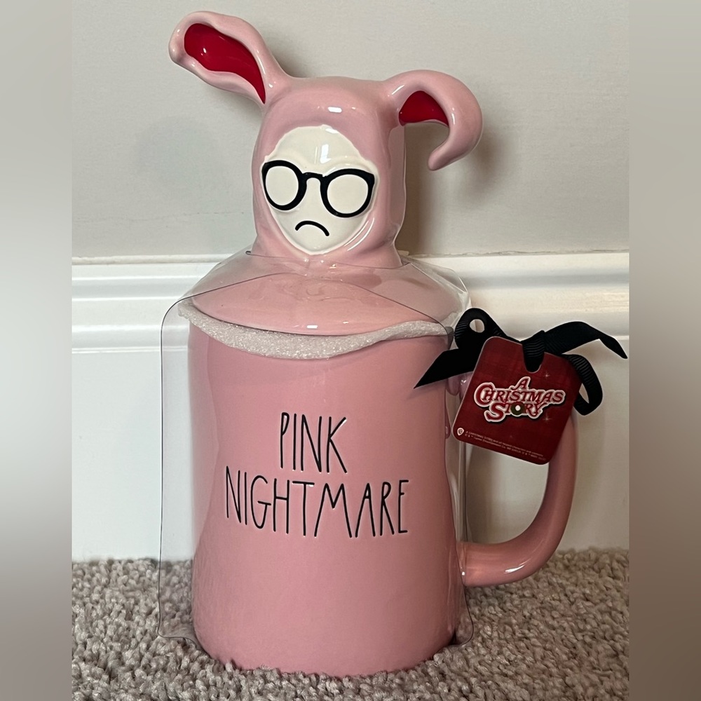 NWT Rae Dunn A Christmas Story Mug with Topper.